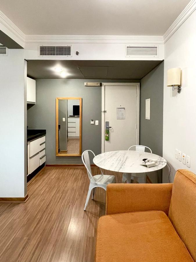 Flat Particular Incrivel Dentro Do Qs Oscar Freire, Proximo Ao Hospital Clinicas Apartemen