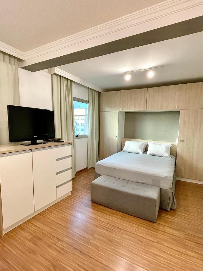 Flat Particular Incrivel Dentro Do Qs Oscar Freire, Proximo Ao Hospital Clinicas *