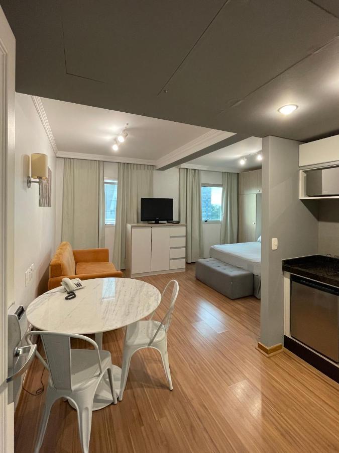 Apartemen Flat Particular Incrivel Dentro Do Qs Oscar Freire, Proximo Ao Hospital Clinicas
