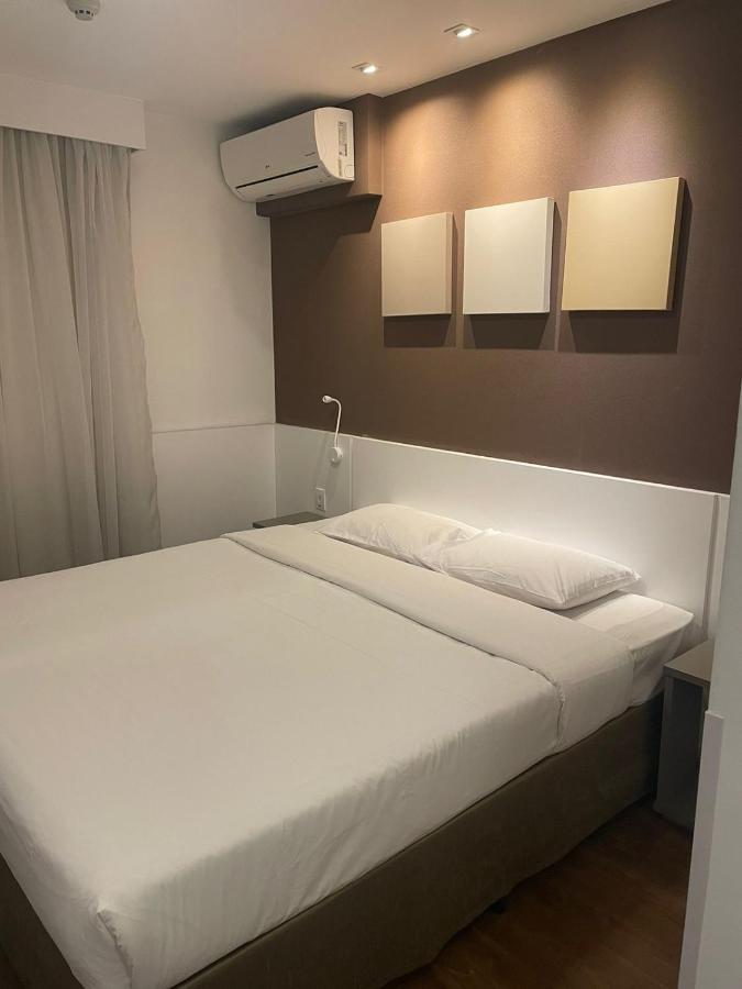 Apartemen Saint Lawrence Flat - 53 *