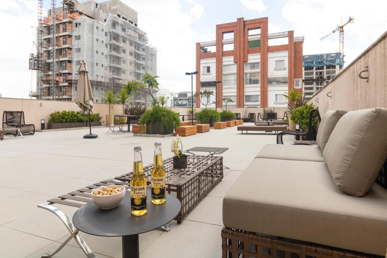 Estudio Moderno Em Pinheiros Com Ac E Rooftop