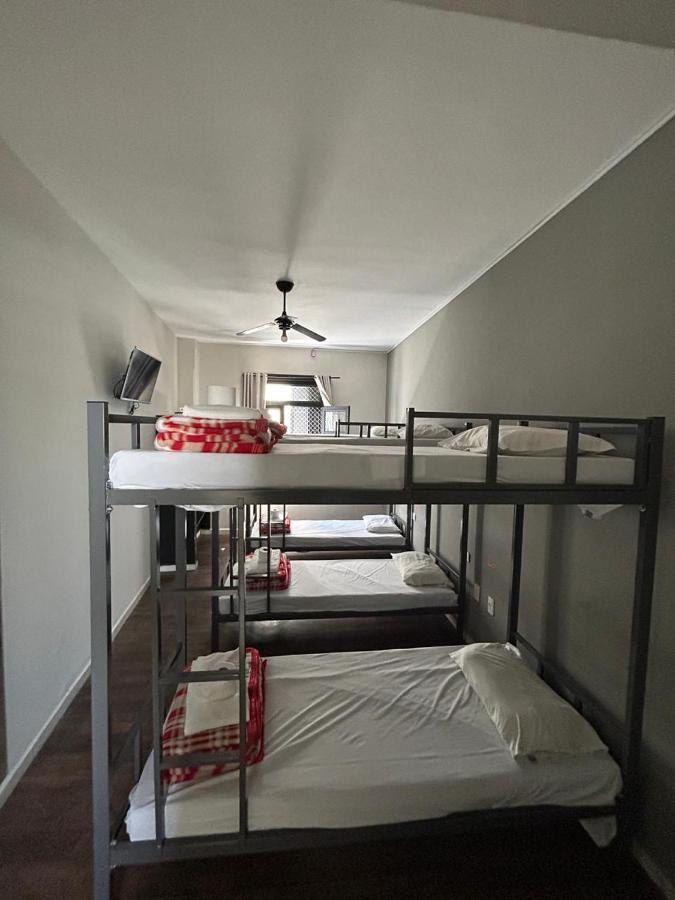 Hostel Carabelas - Proximo A 25 De Marco E Bras *
