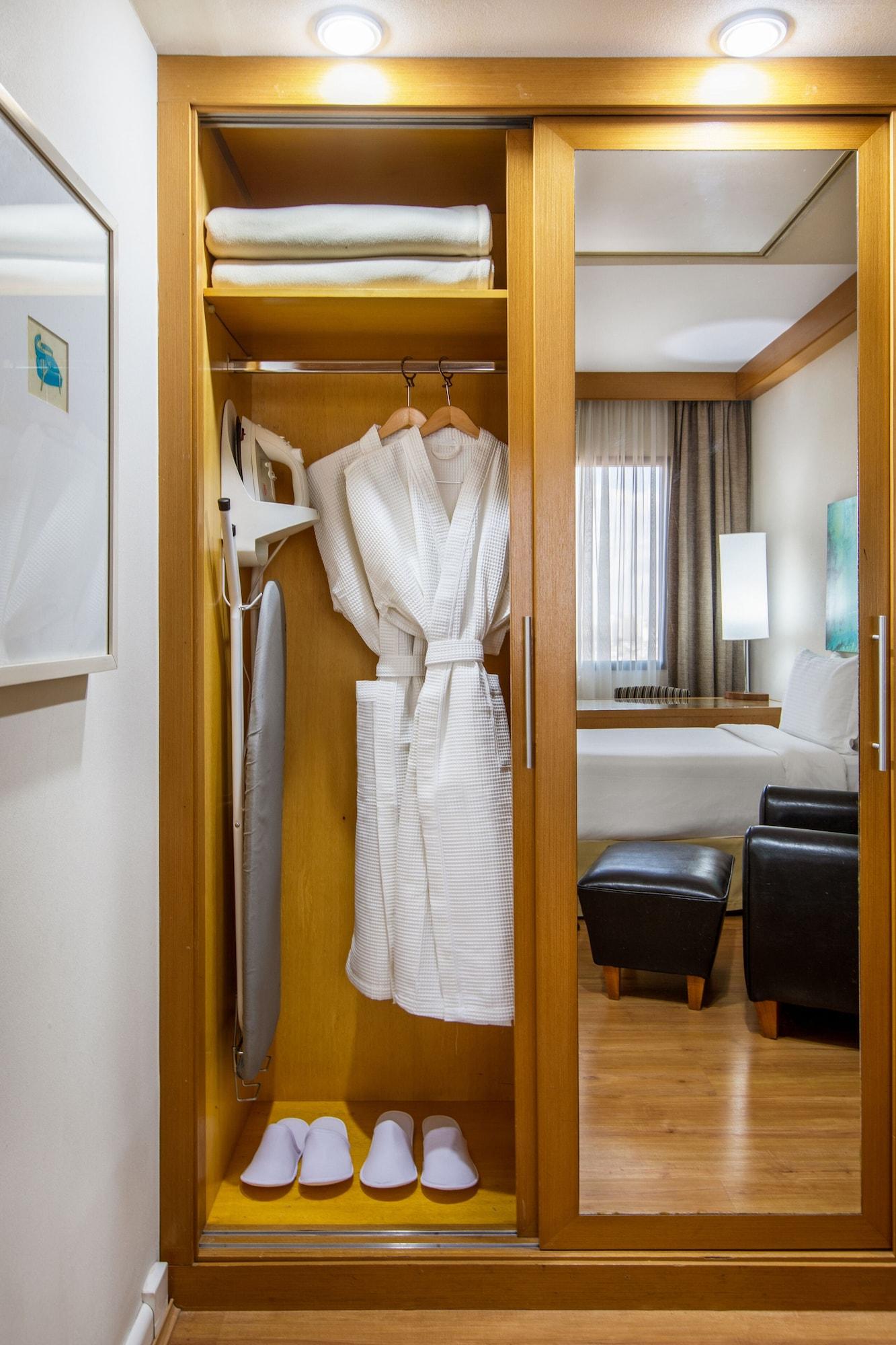 Edificio Tatuape Flat Service 4*