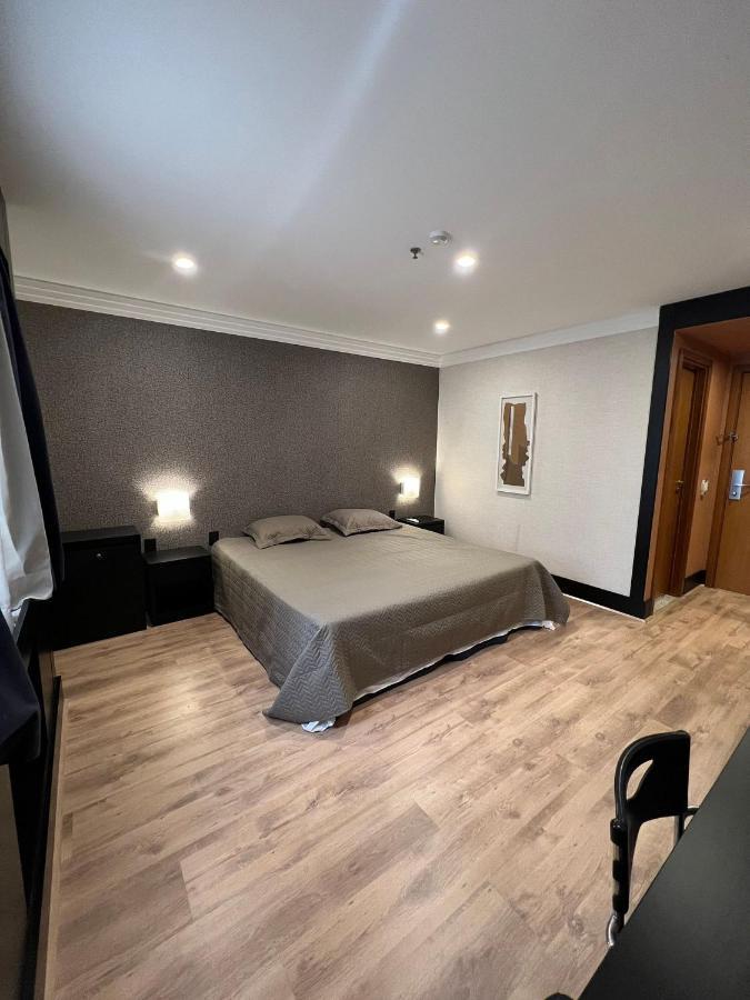 Suite Hotel Aeroporto Congonhas Khách sạn *