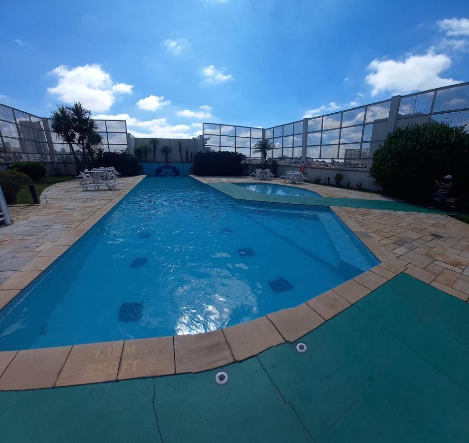 Get A Flat 3902 Expo Santana 3*