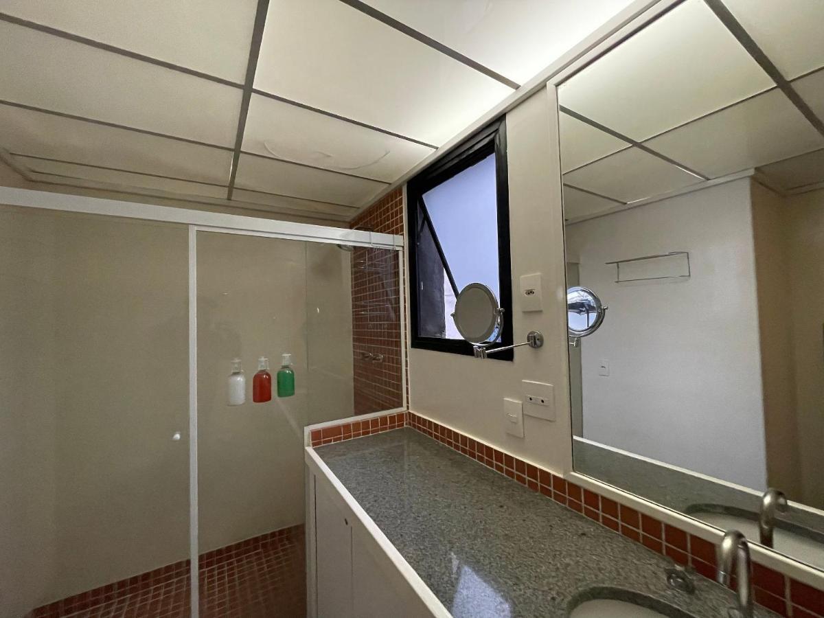 Flat Amplo E Com Garagem Ao Lado Da Paulista *