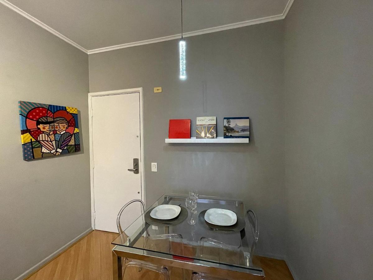 Daire Flat Amplo E Com Garagem Ao Lado Da Paulista Sao Paulo