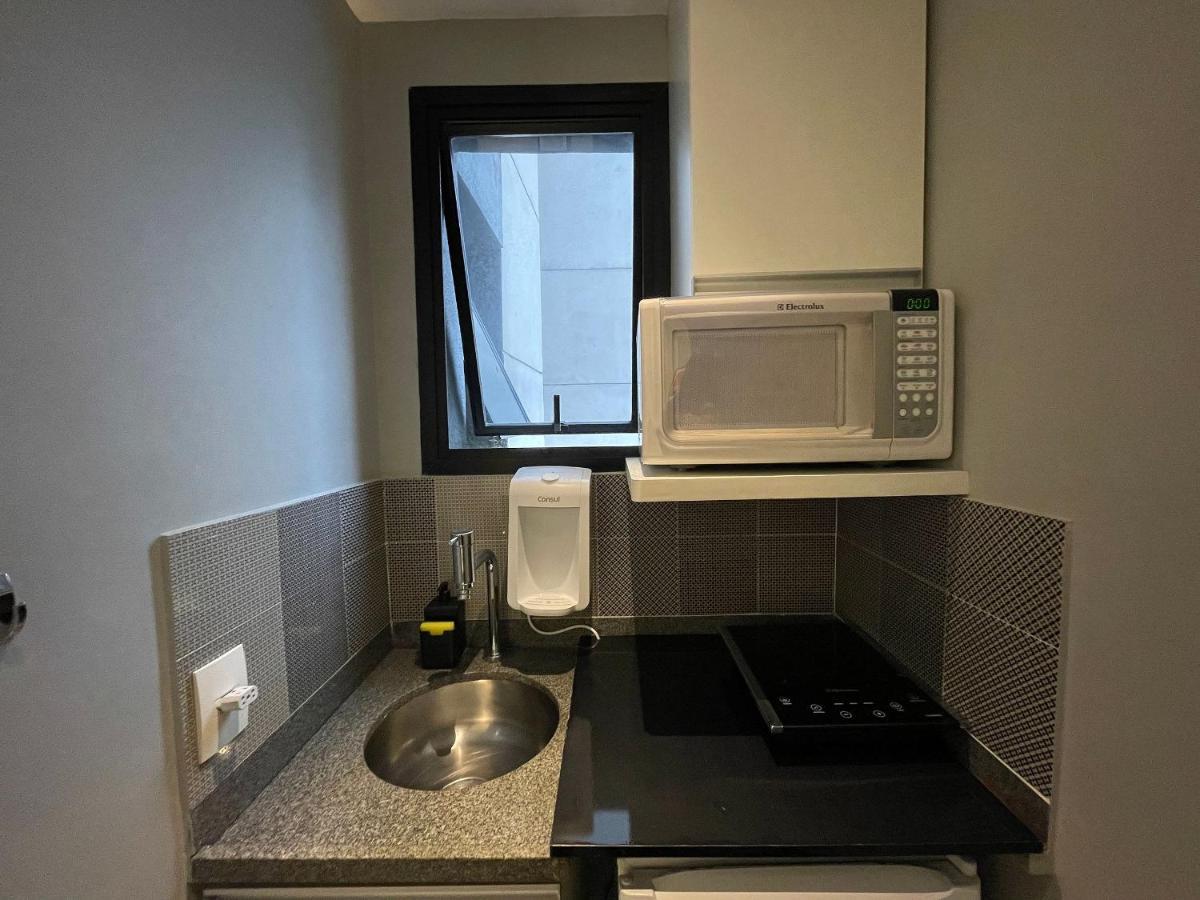 Flat Amplo E Com Garagem Ao Lado Da Paulista * Sao Paulo