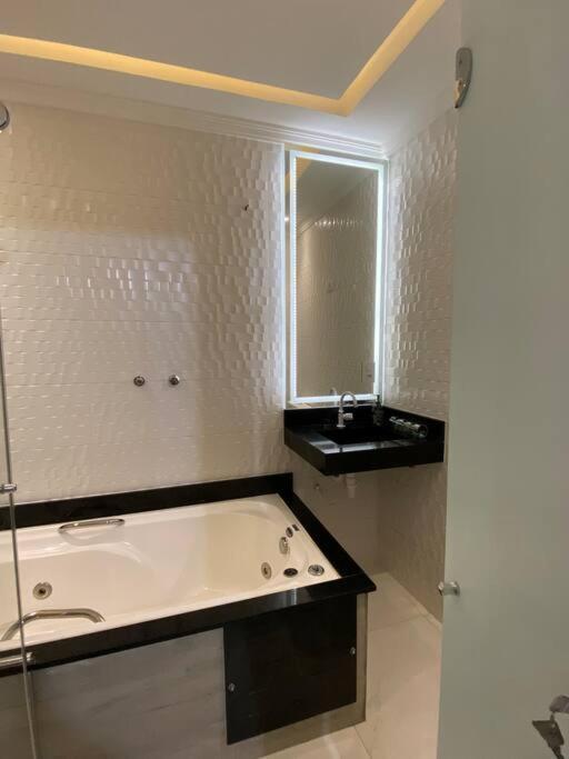 Casa Recem Reformada Com Piscina E Espaco Gourmet * Sao Paulo