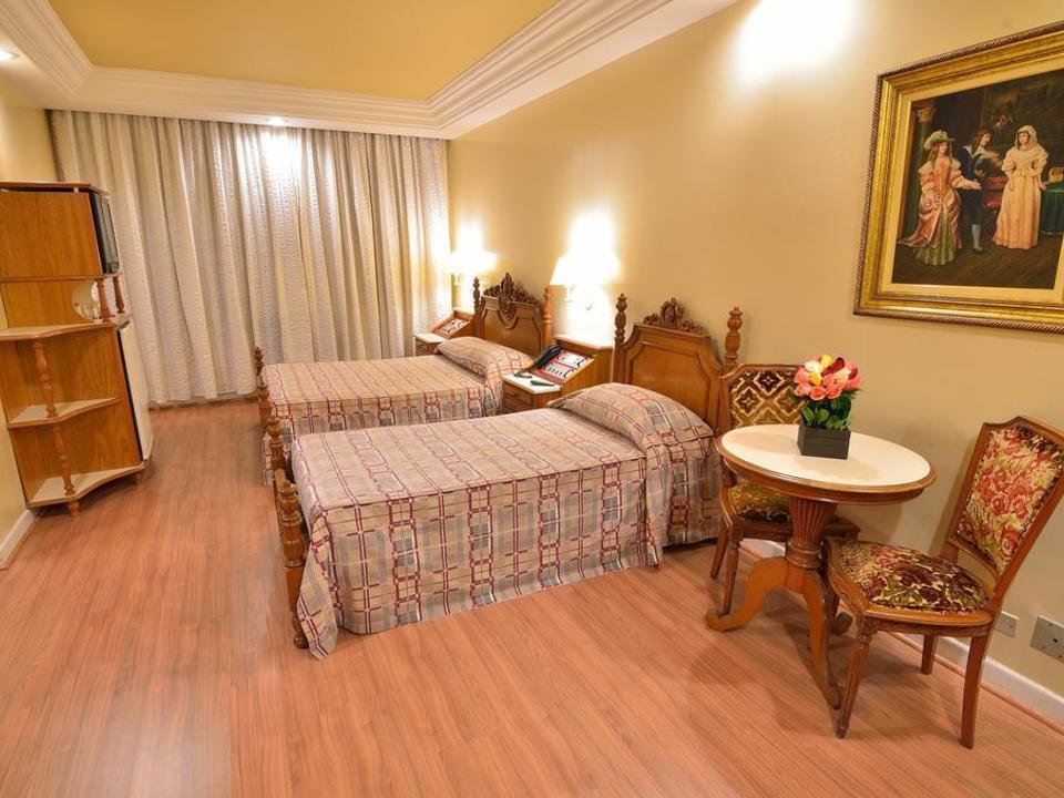 Castelar Otel 3*