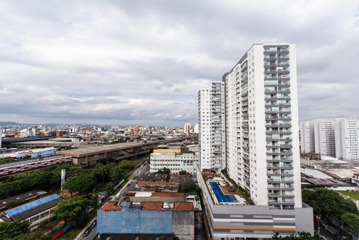 Modernos Andar Alto 50 M Do Metro Bras Centro Apartemen Sao Paulo