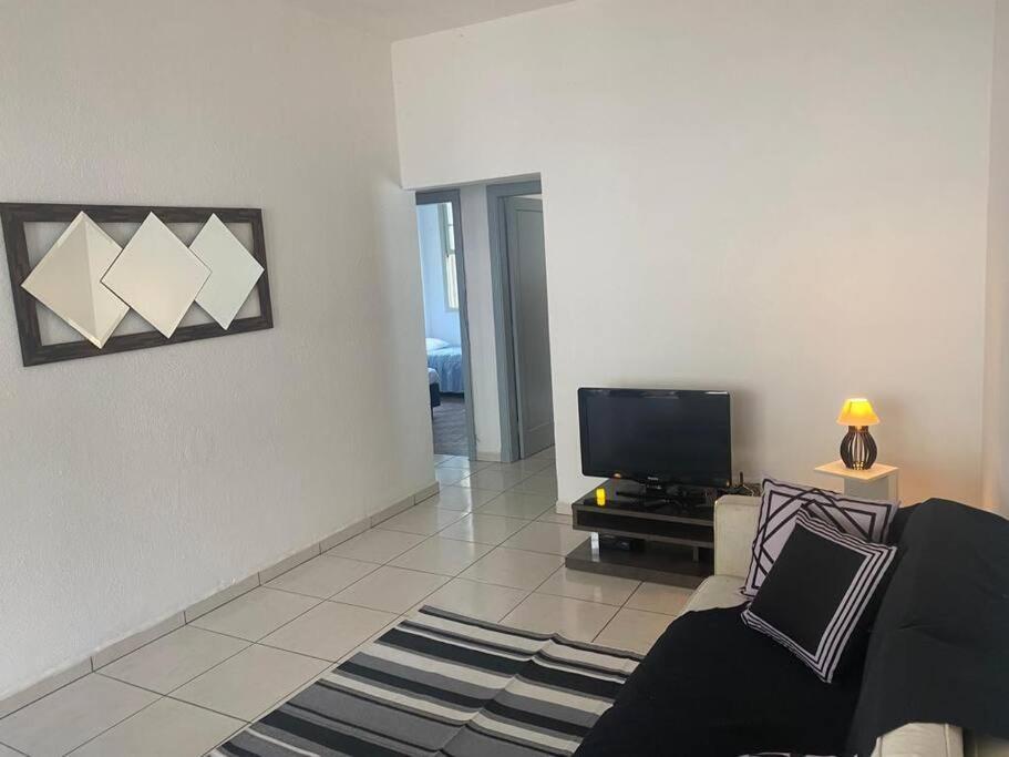 Linda Casa Grupo/ 1km Da Expo Sp /500m Metro Holiday home