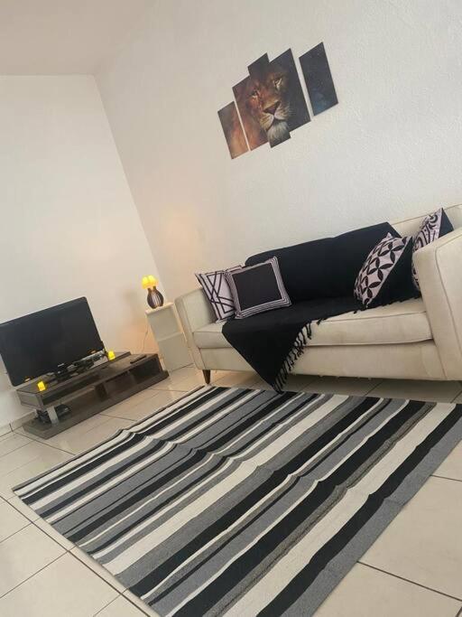 Linda Casa Grupo/ 1km Da Expo Sp /500m Metro Holiday home *