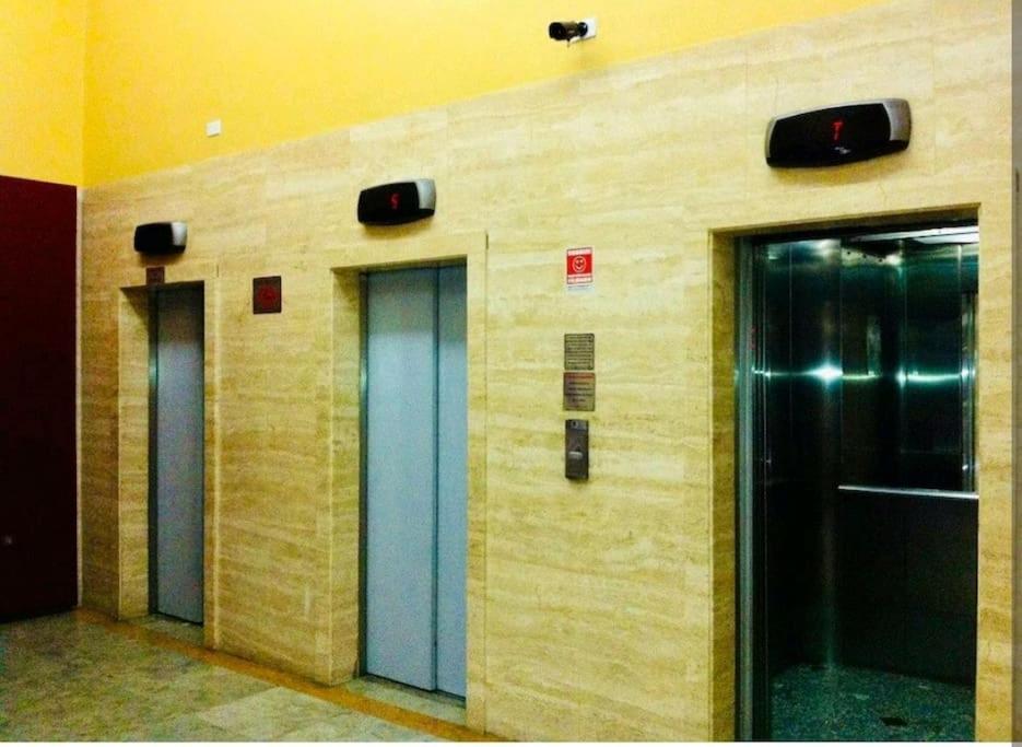 Apartemen Apto Av. Ipiranga Com 1 E Internet 300 Mb. Sao Paulo