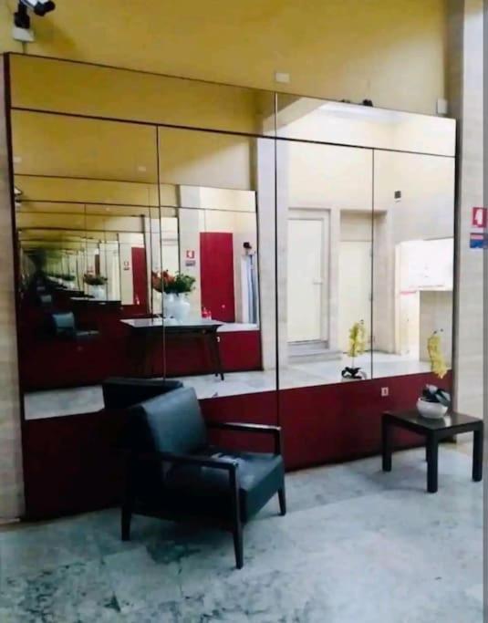Apartemen Apto Av. Ipiranga Com 1 E Internet 300 Mb.