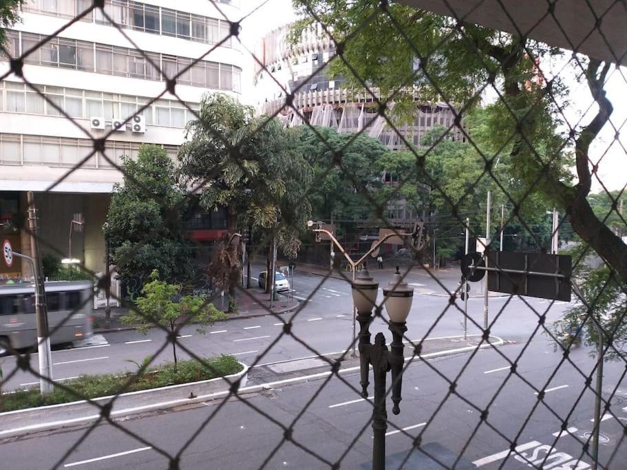 Apartemen Apto Av. Ipiranga Com 1 E Internet 300 Mb. Sao Paulo