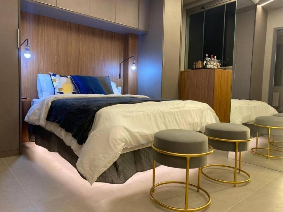Hospede-se No Lugar Sofisticado De Apartamento