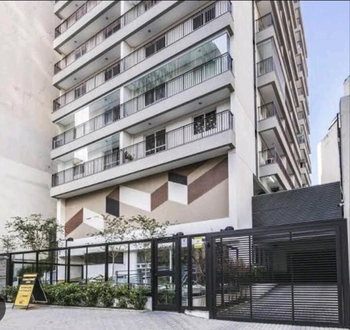 Contemporaneo No Centro De Sao Paulo, Ao Lado Do Metro E 25 De Marco Com Piscina Apartment