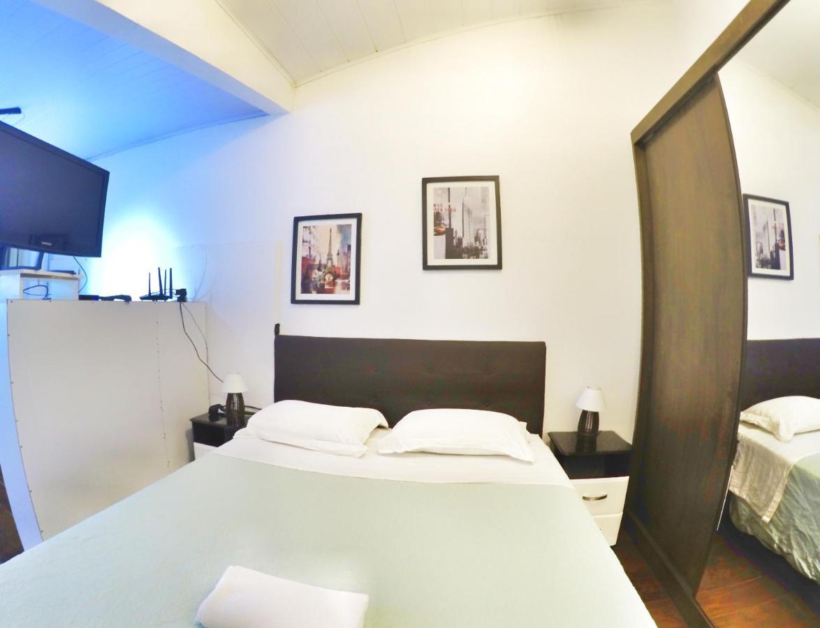 Homestay Em Sobrado Perto Do Metro Paraiso