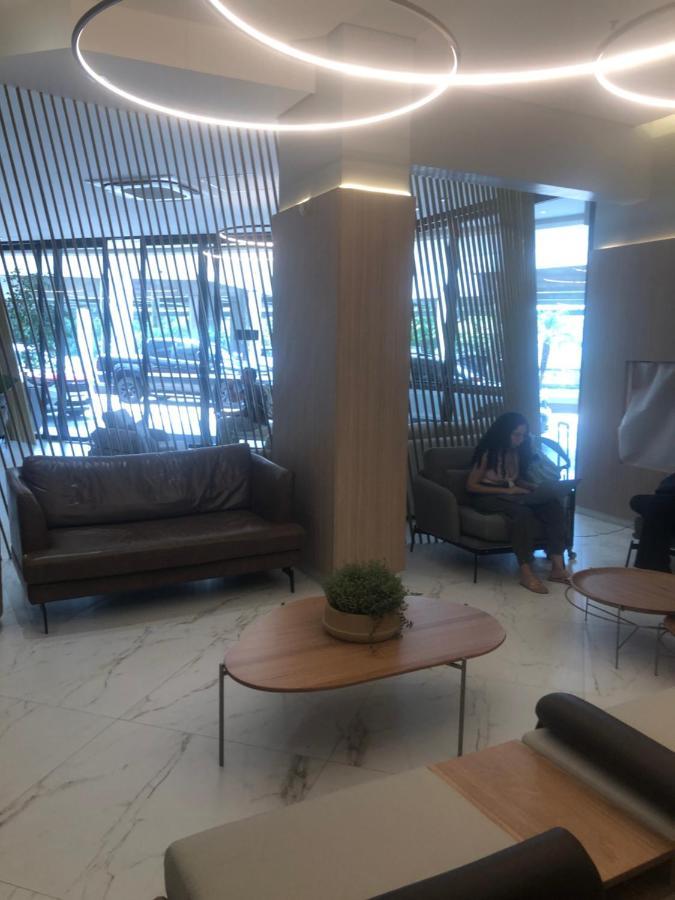 Flat Lindo Com Vista Em Frente Ao Aeroporto De Congonhas - H806 *