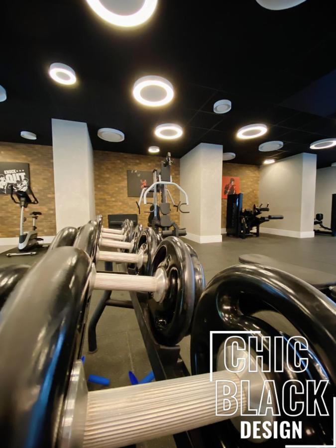 Apartment Chic Black Design - Zpinheiros