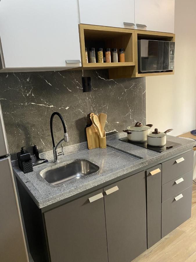 De Luxo A Passos Do Metro Apartment *