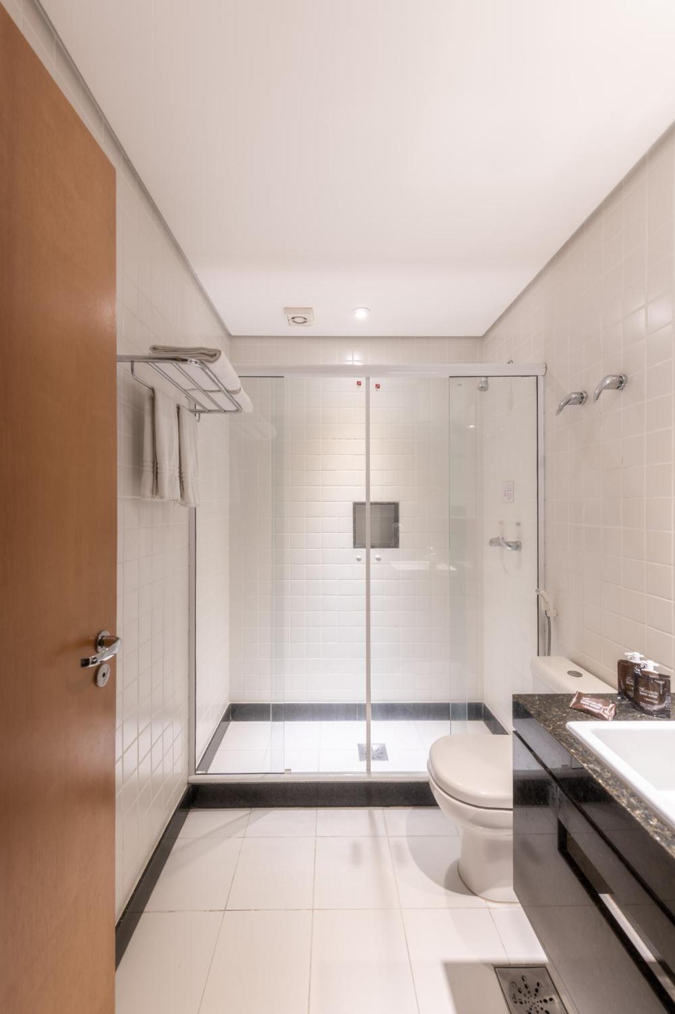 Khách sạn Delplaza Timbiras 3*