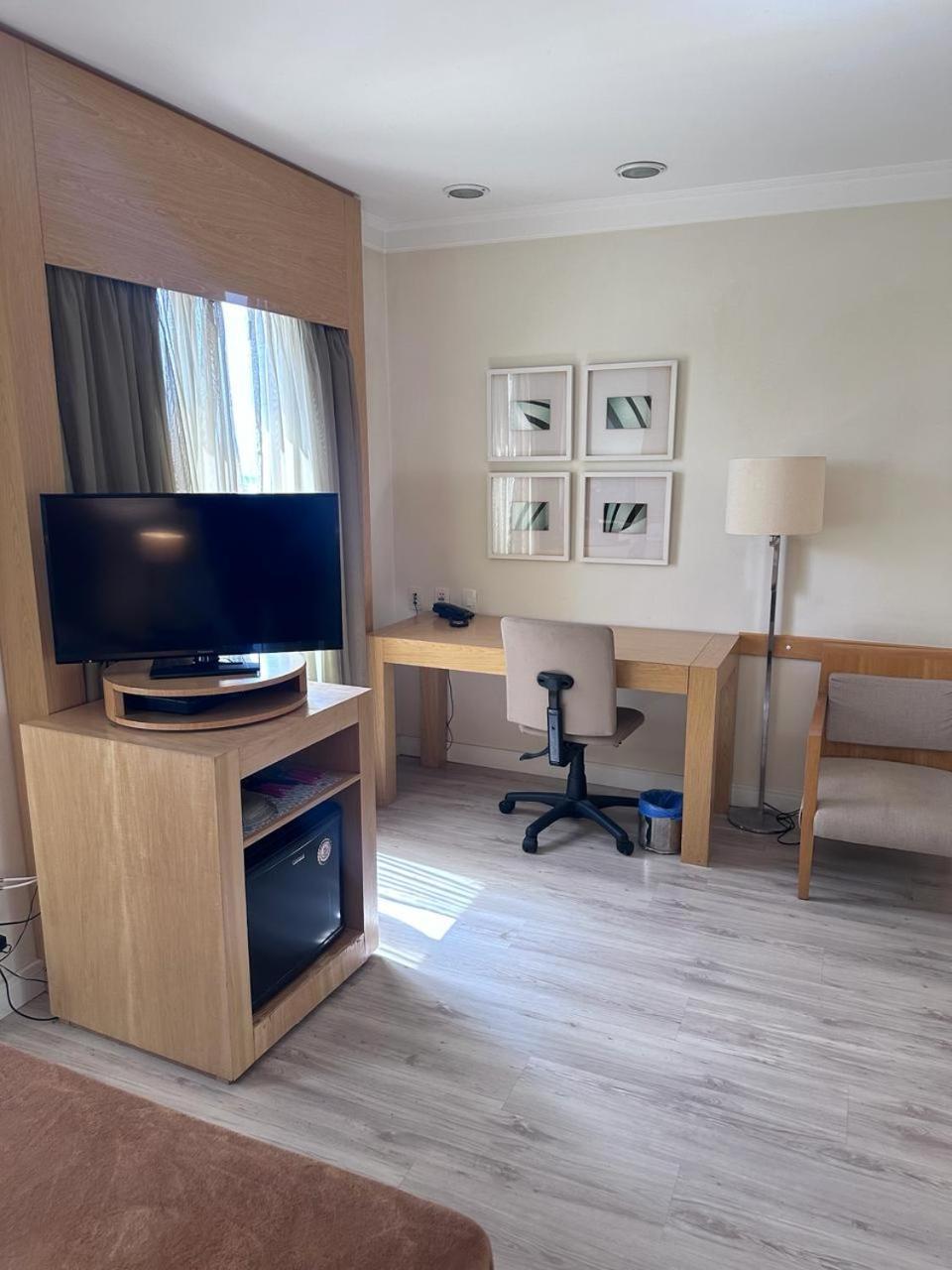 Charmoso Flat Em Frente Ao Aeroporto De Congonhas Apartment
