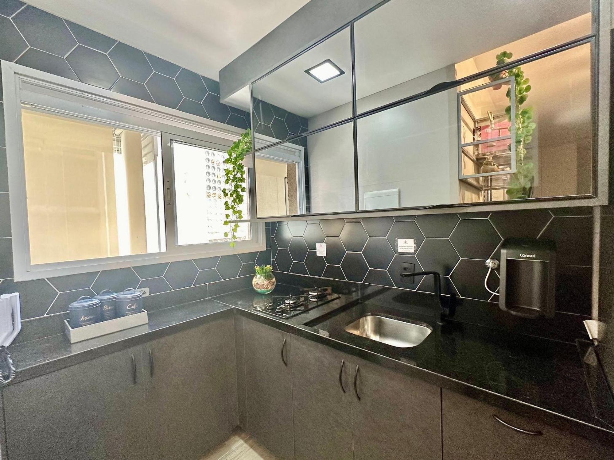 Otima Localizacao, Com Vaga, Piscina E Wi-fi