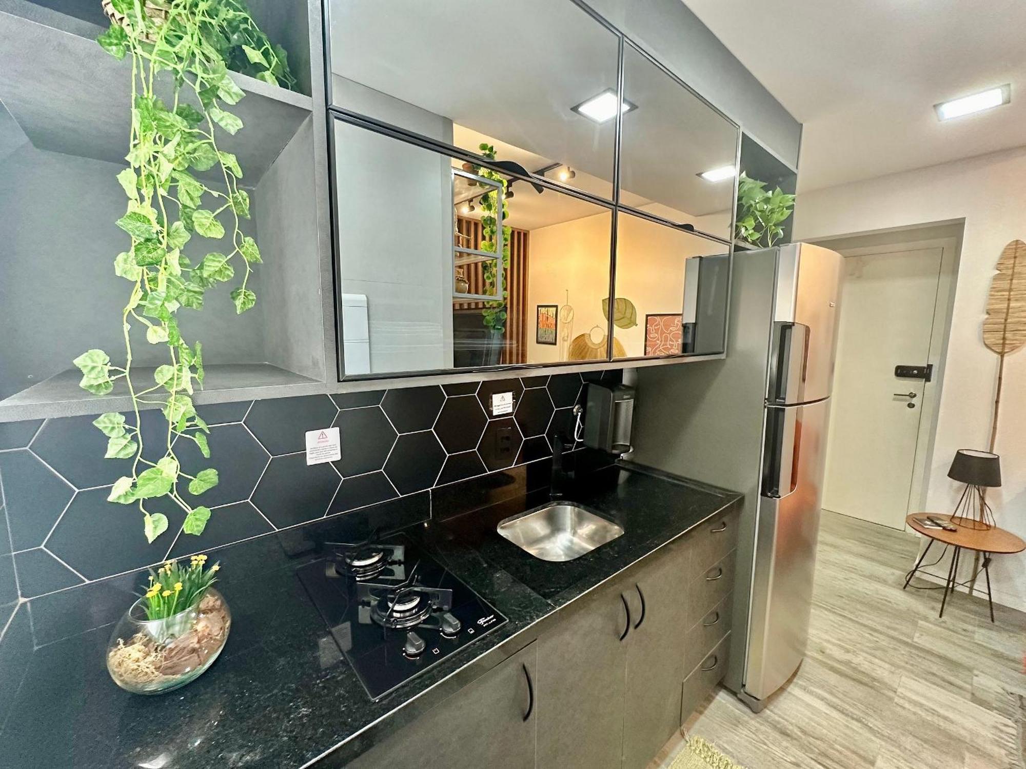 Otima Localizacao, Com Vaga, Piscina E Wi-fi * Sao Paulo
