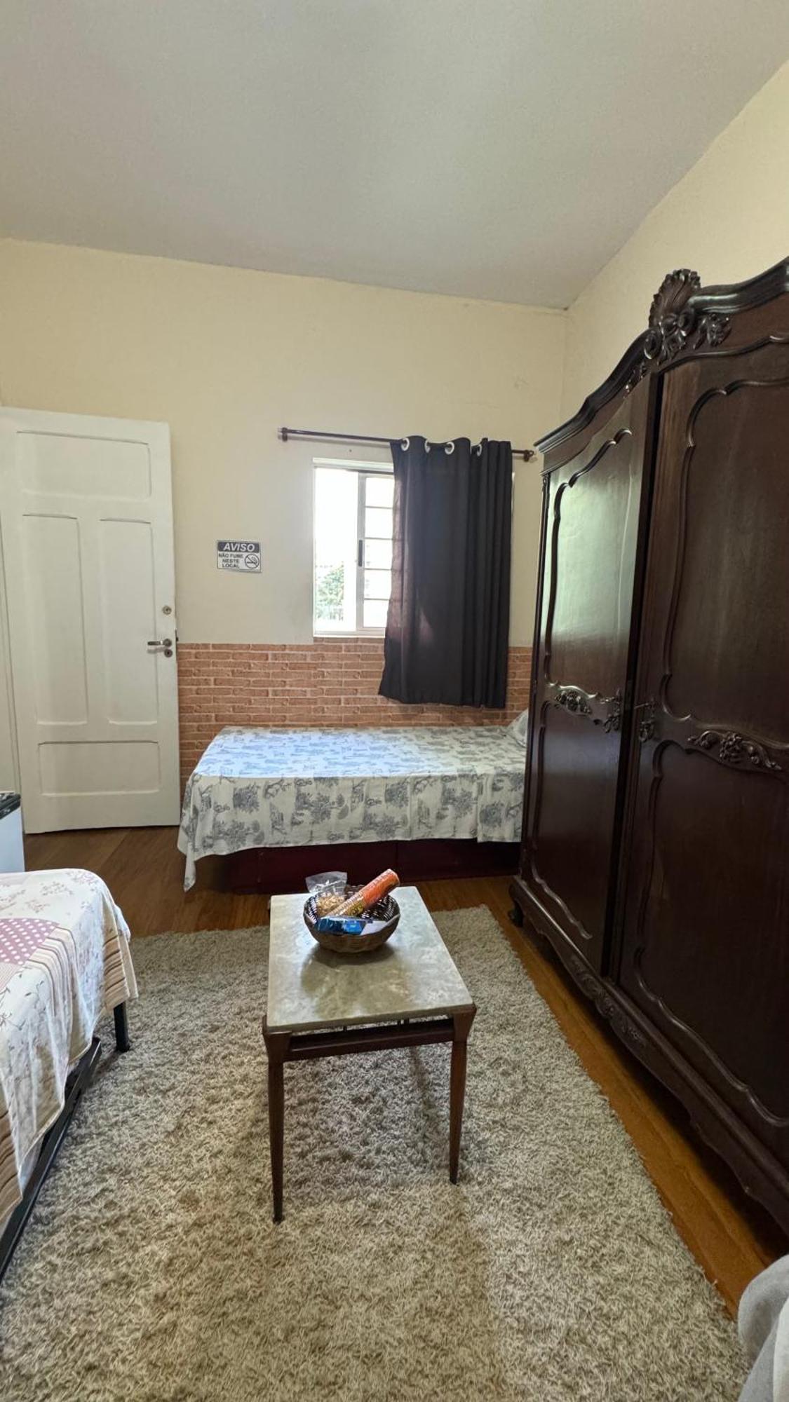 Tia Ana Homestay *