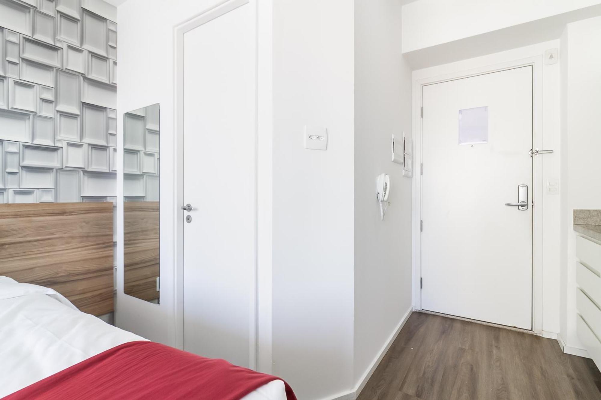 360 Luz Apartment