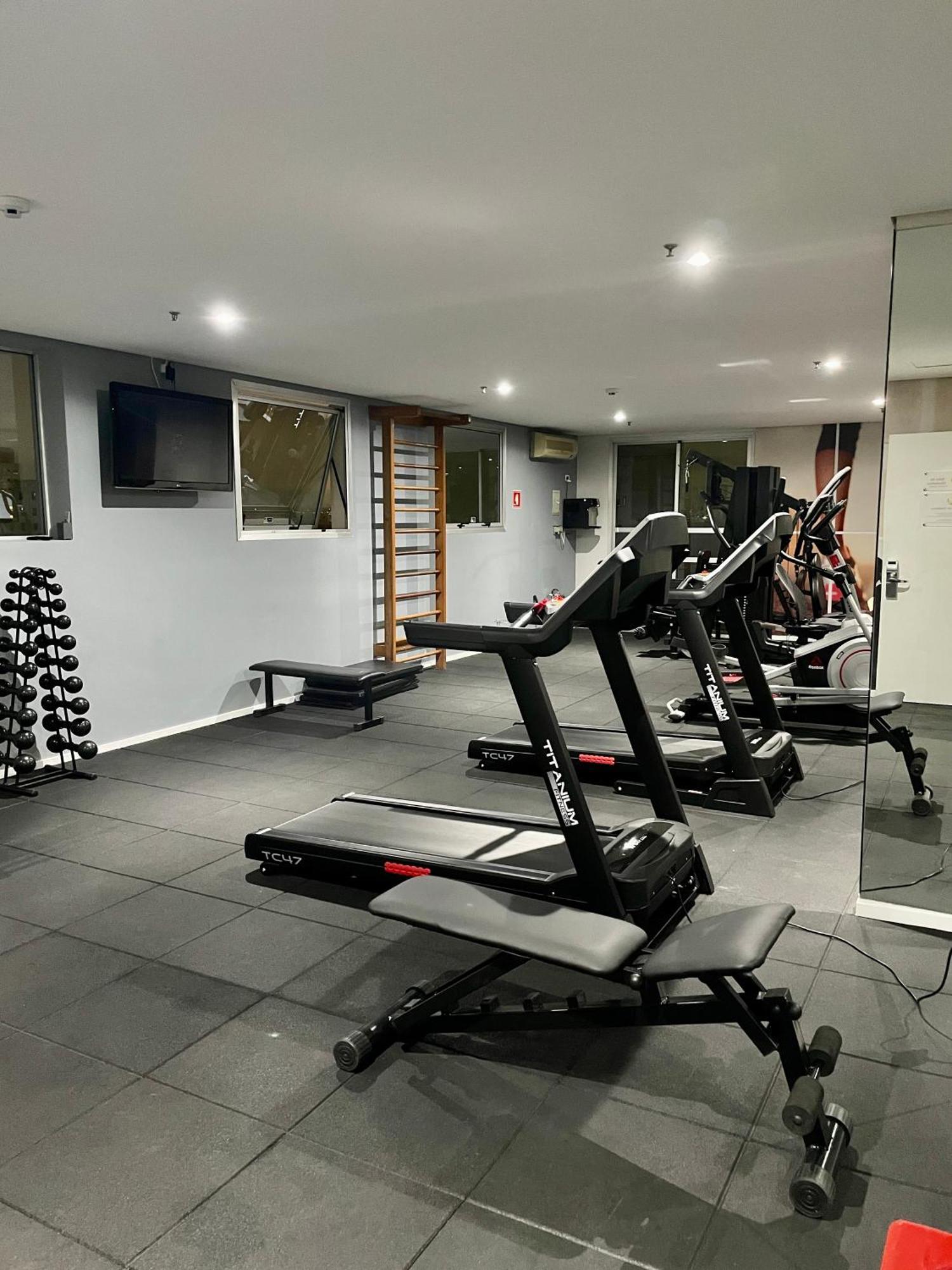 Flat Particular Incrivel Dentro Do Qs Oscar Freire, Proximo Ao Hospital Clinicas Apartemen *