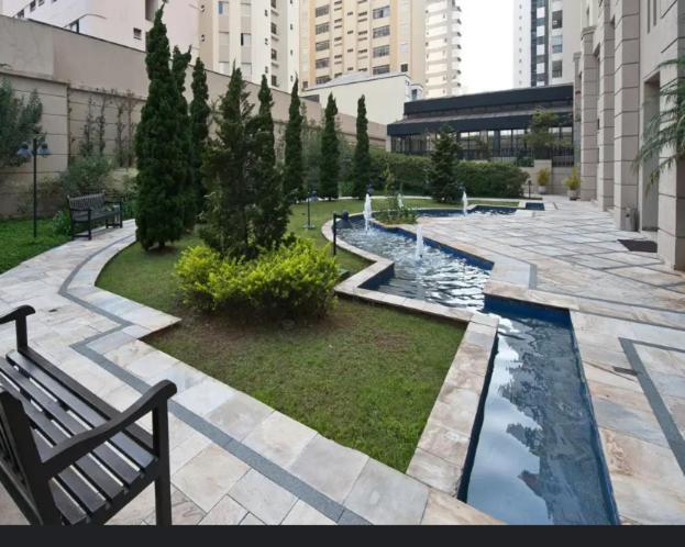 Mrc Pinheiros Hotel