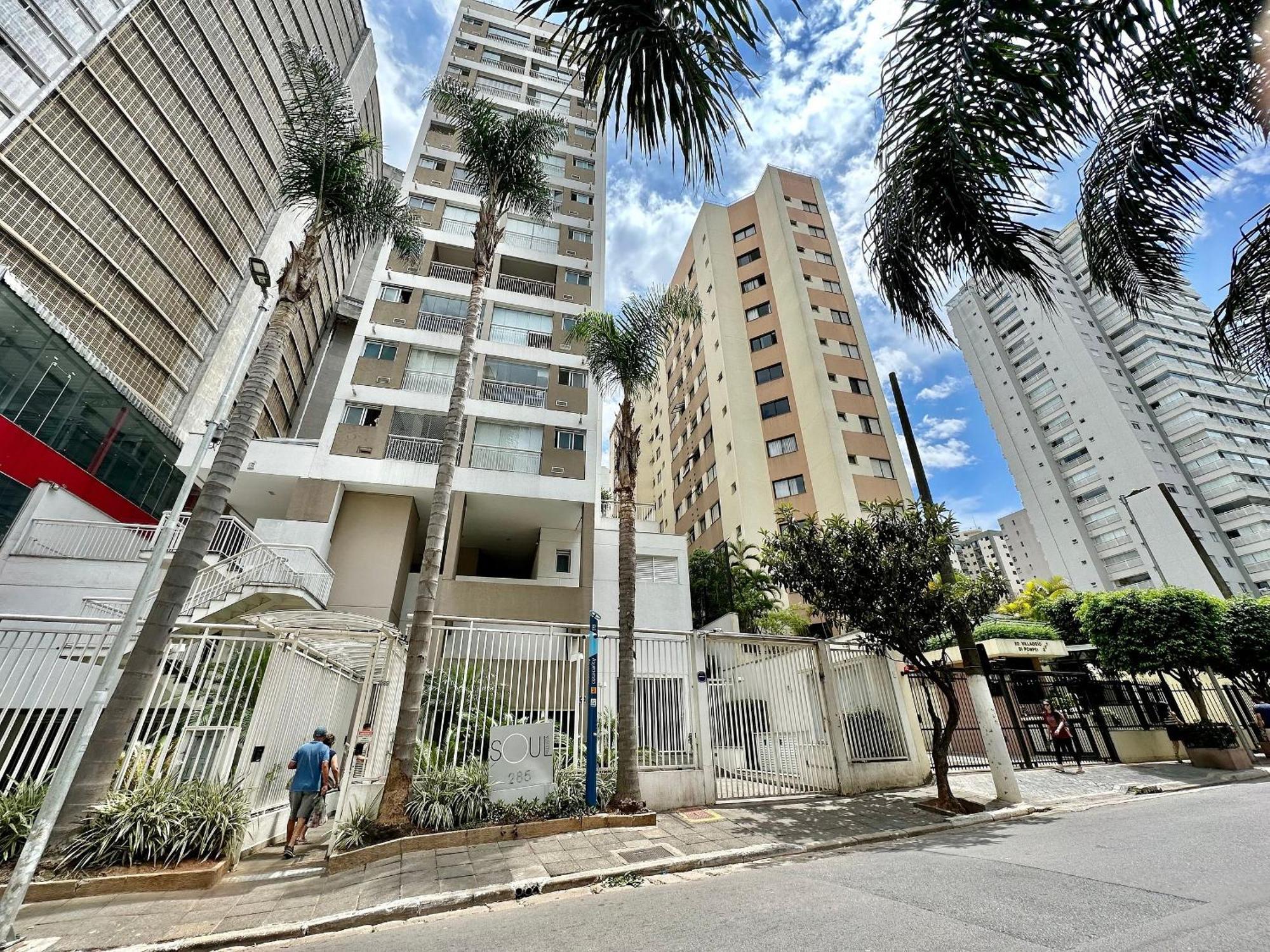 Otima Localizacao, Com Vaga, Piscina E Wi-fi