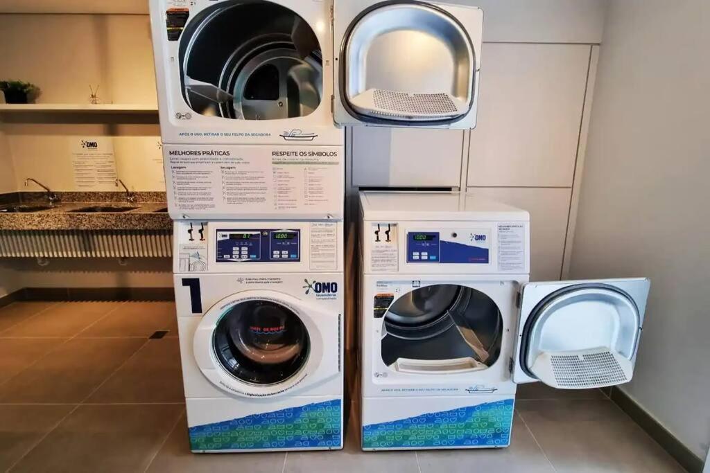 Apto Ao Lado Da Estacao De Metro Ap08 * Sao Paulo