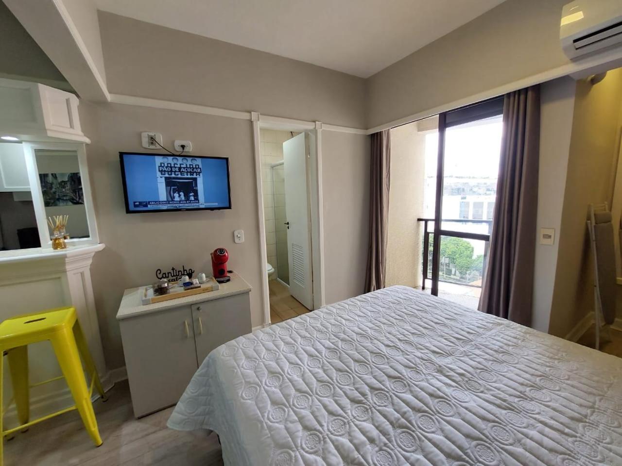 Flat Champ's Elysees Apartment