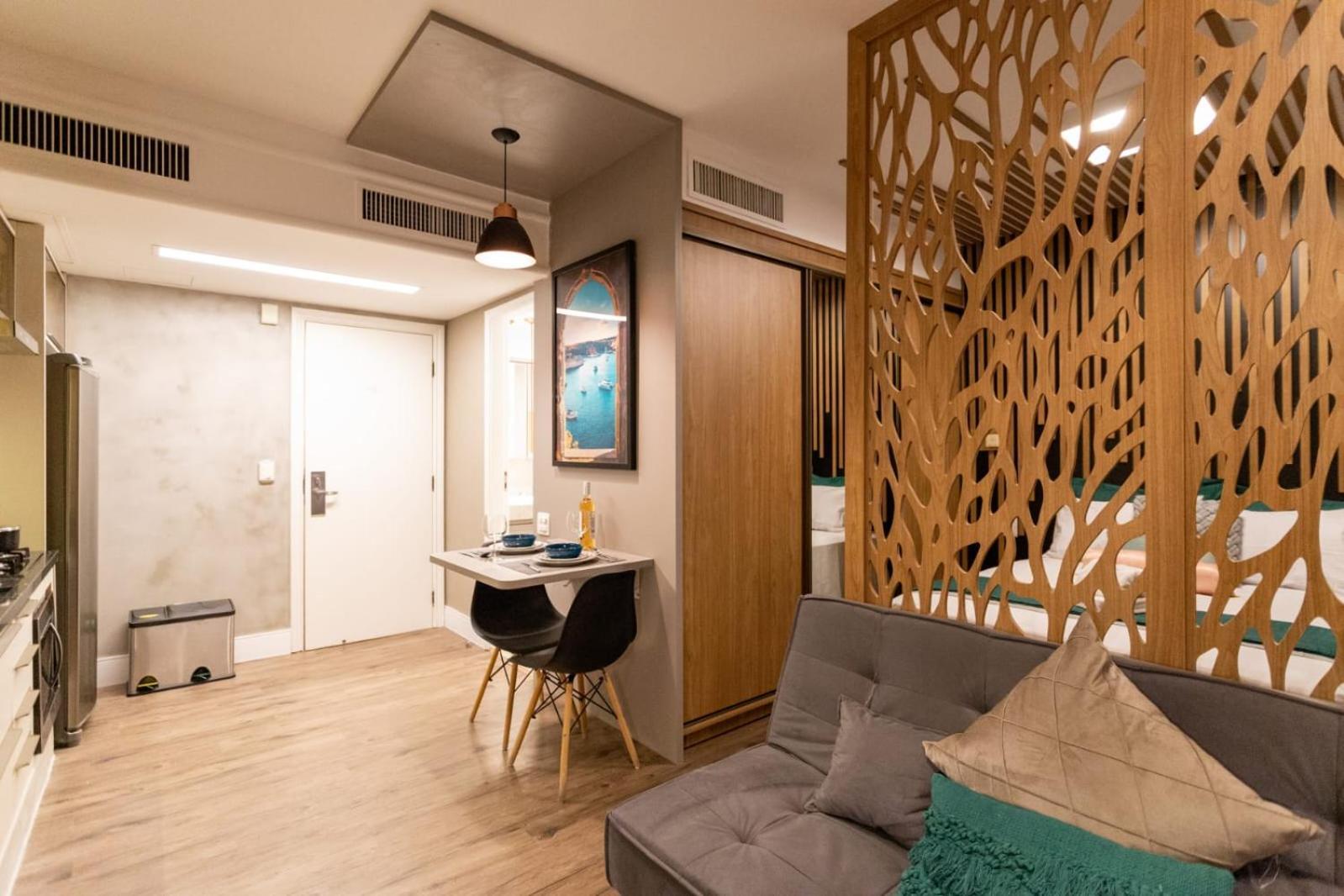Easy Star - Flat Gracioso No Coracao Do Jardins - Mv01h
