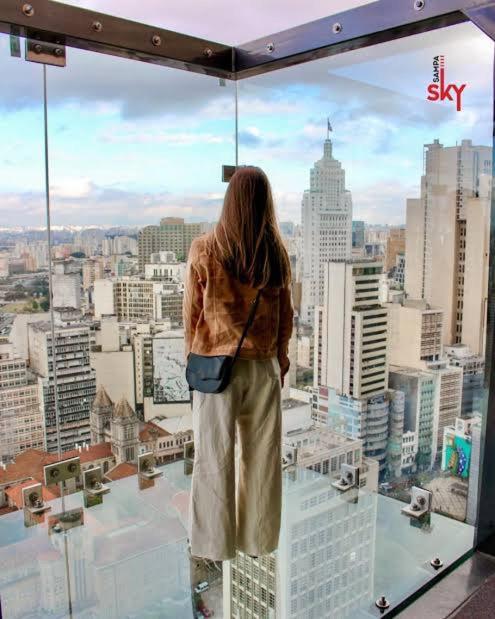 Sampa Sky Lounge Aps Modernos E Completos Com Vista Privilegiada No Predio Alto De Sp Apartment Sao Paulo