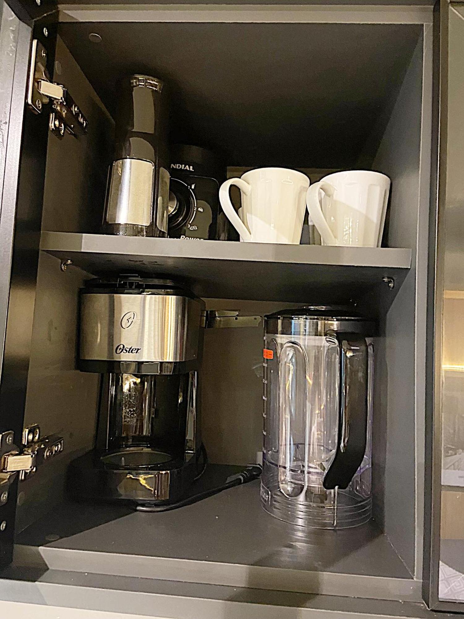 Apartamento Consolacao Grey Box - De Luxo No Centro - Ar Condicionado - Cama Queen - Maquina De Lavar - Prox Metro- Cozinha Completa - Wifi 500mbps - 7 Andar *