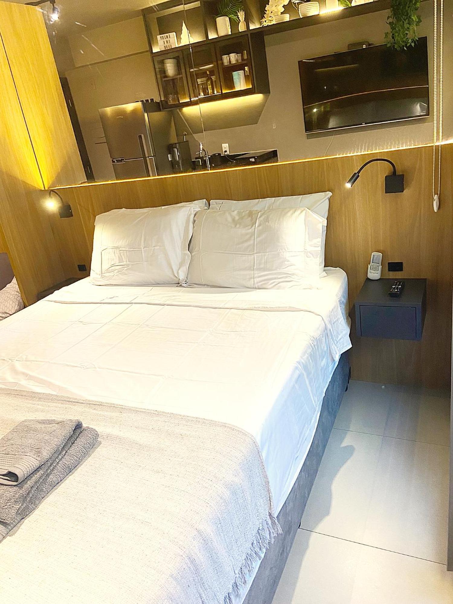 Apartamento Consolacao Grey Box - De Luxo No Centro - Ar Condicionado - Cama Queen - Maquina De Lavar - Prox Metro- Cozinha Completa - Wifi 500mbps - 7 Andar *