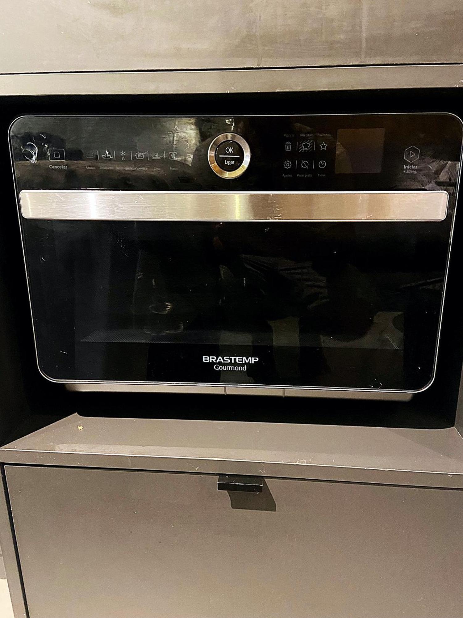 Apartamento Consolacao Grey Box - De Luxo No Centro - Ar Condicionado - Cama Queen - Maquina De Lavar - Prox Metro- Cozinha Completa - Wifi 500mbps - 7 Andar