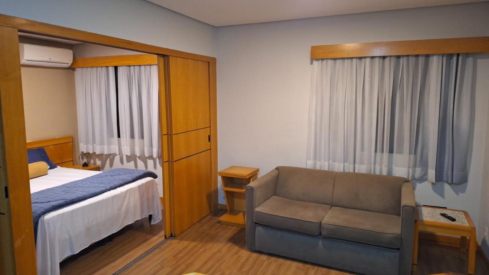 Apartamento Hampton Park Jardins Com Banheira Hidromassagem Luxuoso *