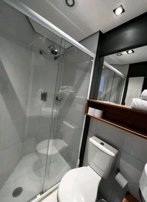 Studio Andar Alto, Centro/piscina, 1112 Apartment