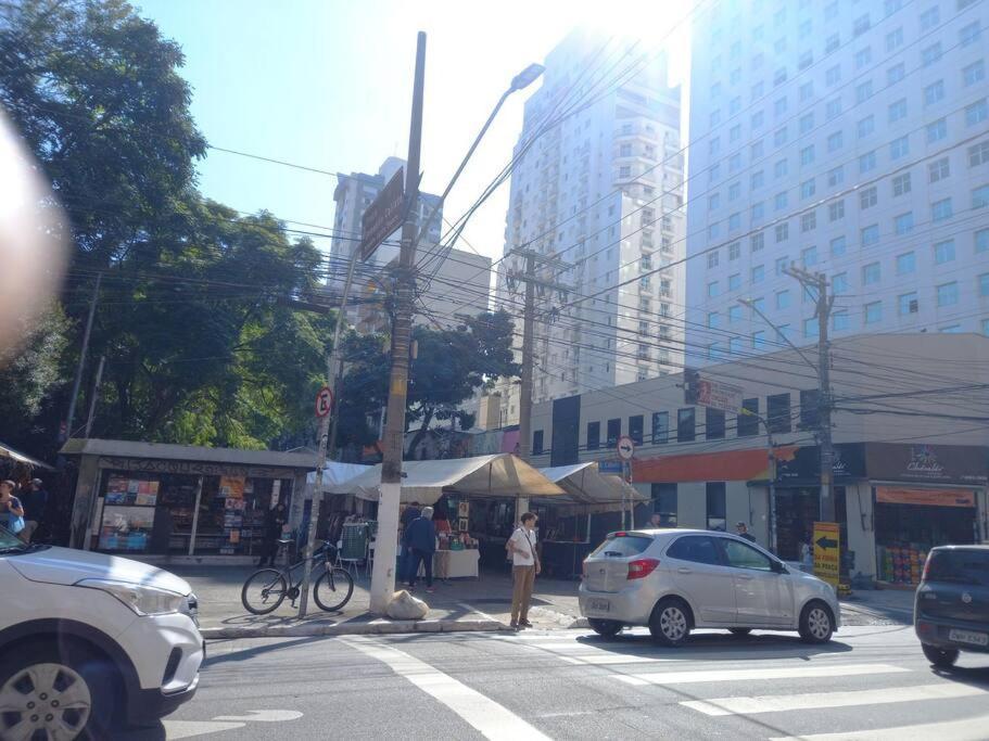 Broadway Apartemen