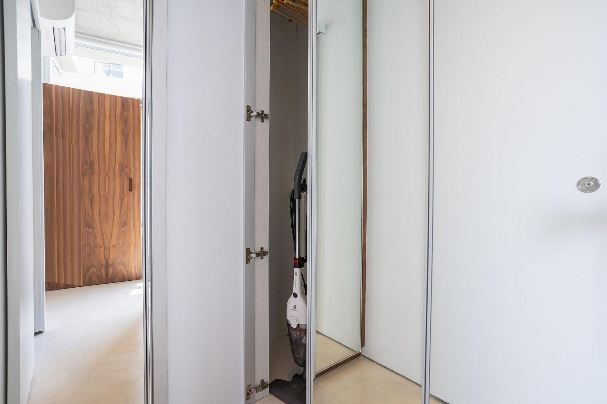 Apartment Float By Yoo Sao Paulo