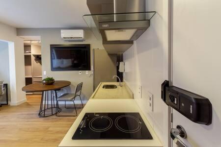 B Homy Brooklin - 10min Da Estacao Brooklin Jus47a Apartment *