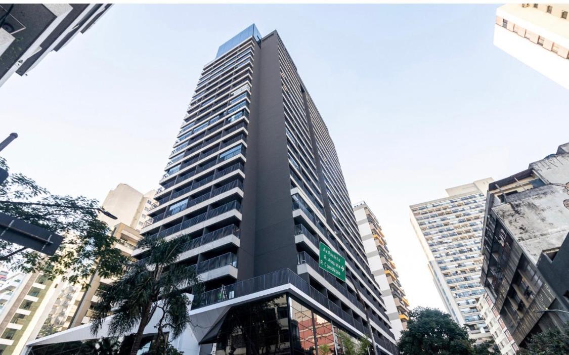 Prox. Sirio Libanes E Av. Paulista *