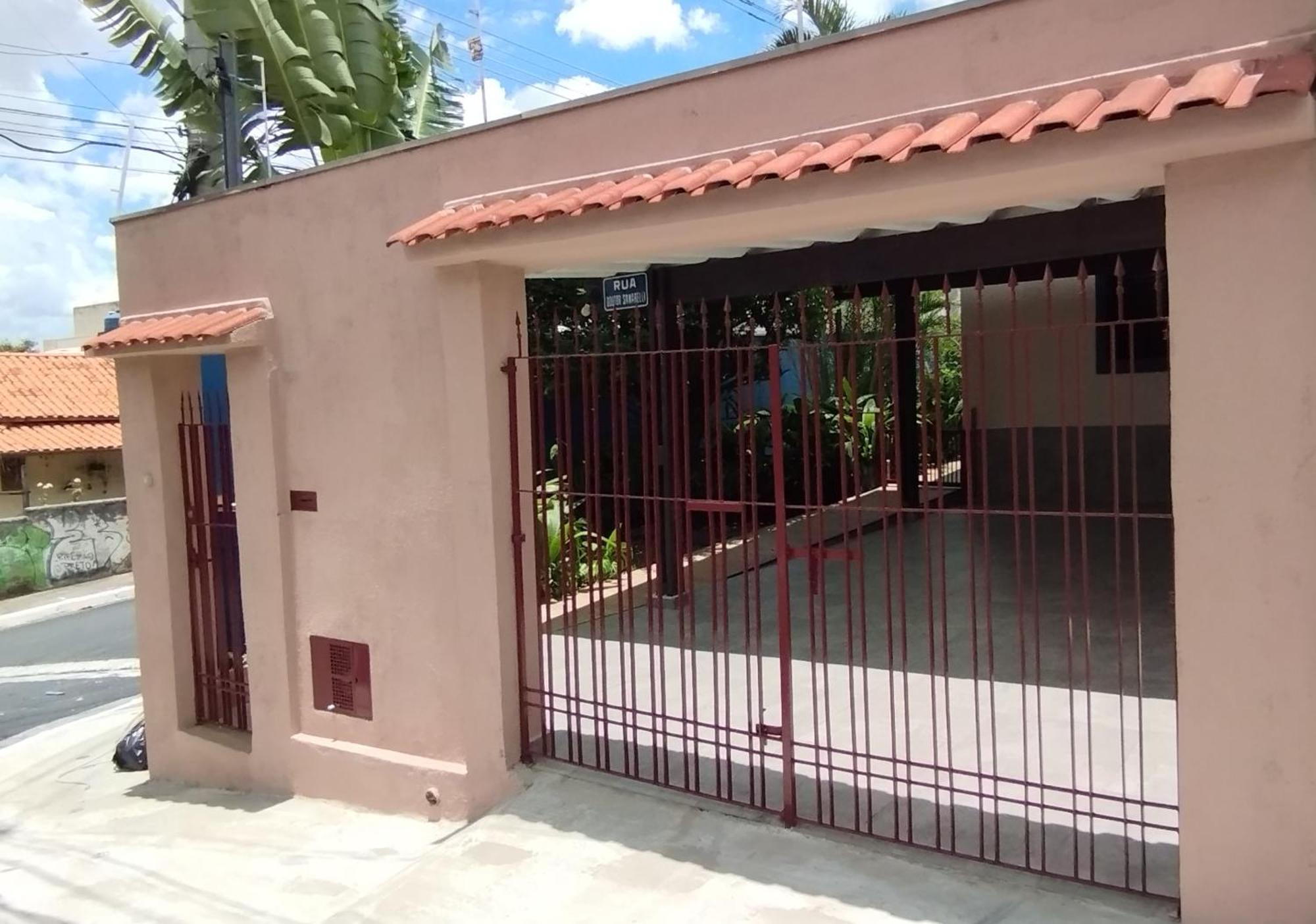 Holiday home Casa Com Churrasqueira E Garagem Metro Prudente *