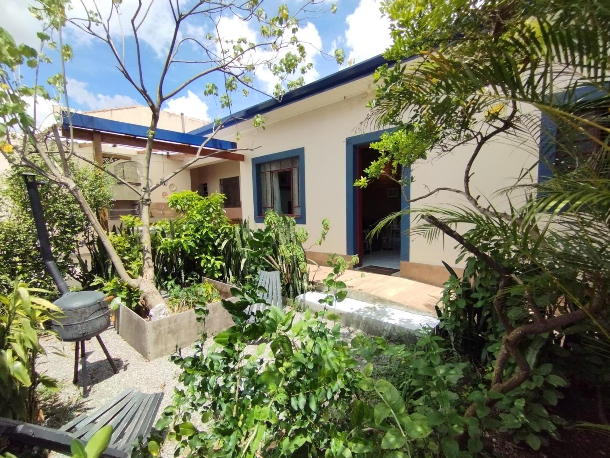 Casa Com Churrasqueira E Garagem Metro Prudente